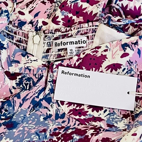 🌺🎉HP🎉🌺 NWT Reformation Kourtney Dress Morning Dew